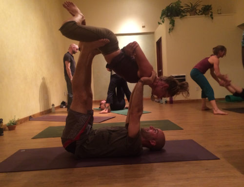 Acro Yoga Fly